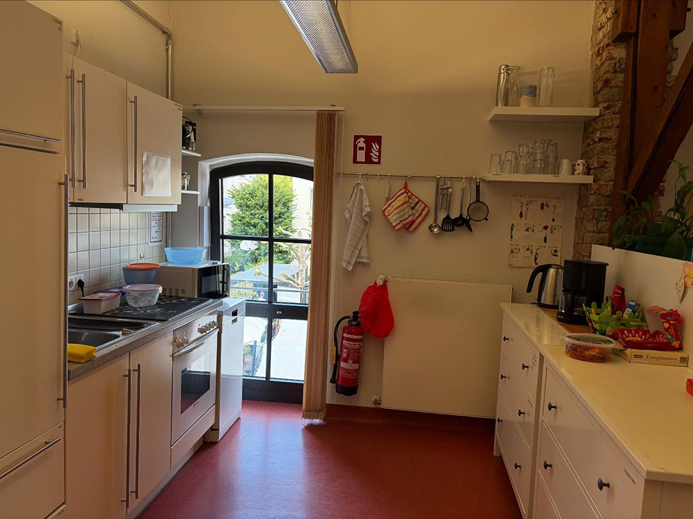Simulation kitchen for therapy patients
