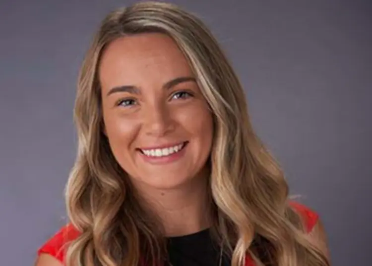 Professional portrait of USI marketing graduate Courtney Bourne