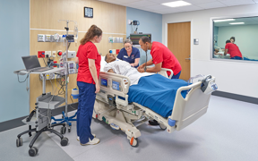 nursing students in the emergency department room in clinical simulation center