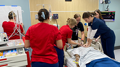 Students in Code Blue IPE simulation