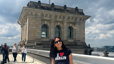 Photo of Sofia Nora in front of famous building in Berlin