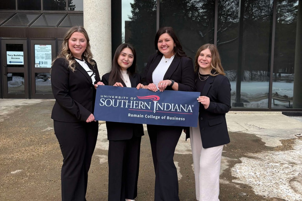 USI Romain College of Business student team places fourth, wins Spirit Award at Alberta Not-For-Profit Case Competition  
