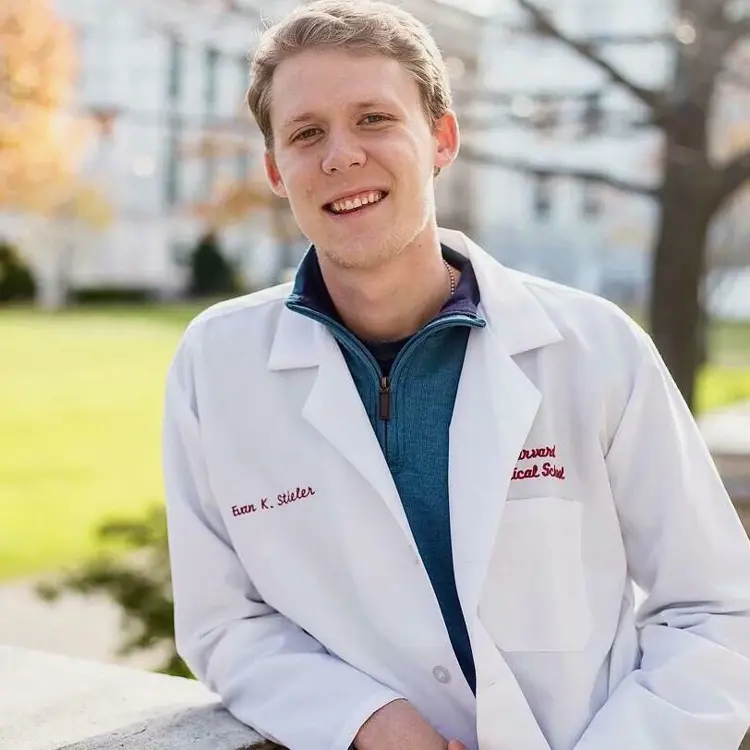 Professional portrait of USI pre-medicine graduate Dr. Evan Stieler