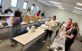 Photo of students sorting food