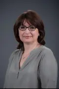 Portrait of Dr. Oana Armeanu